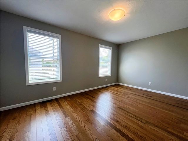 580 Elm Street 6, Woonsocket, RI 02895