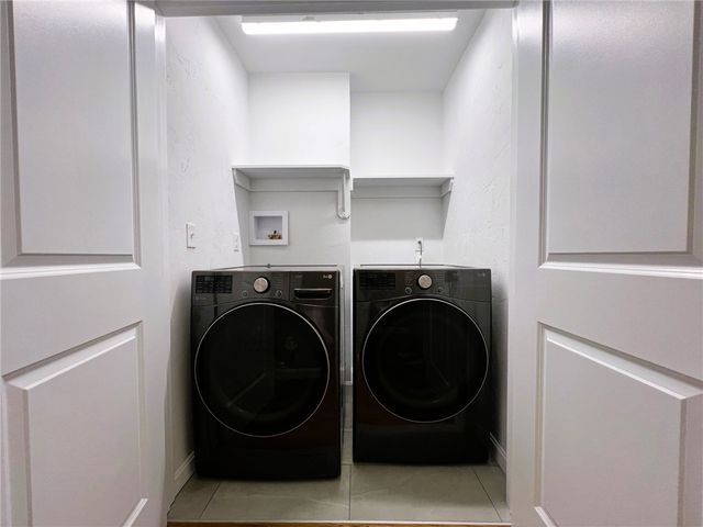 580 Elm Street 6, Woonsocket, RI 02895