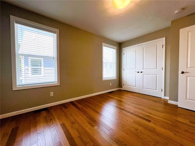 580 Elm Street 6, Woonsocket, RI 02895