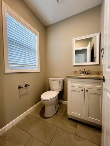 580 Elm Street 6, Woonsocket, RI 02895