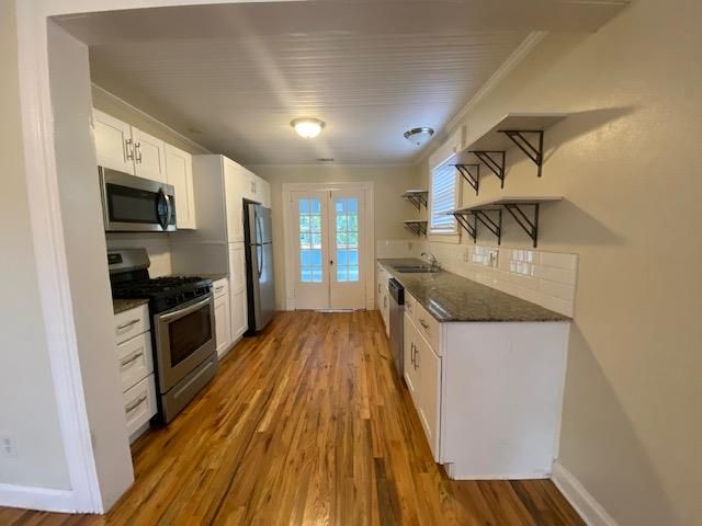904 Possum Trot, Austin, TX 78703