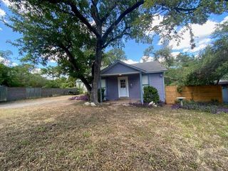 904 Possum Trot, Austin, TX 78703