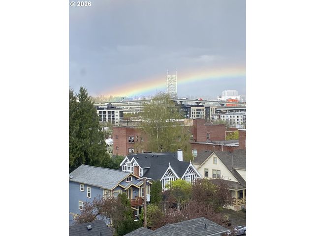 2083 Nw JOHNSON St 66, Portland, OR 97209