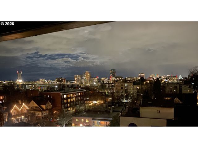 2083 Nw JOHNSON St 66, Portland, OR 97209