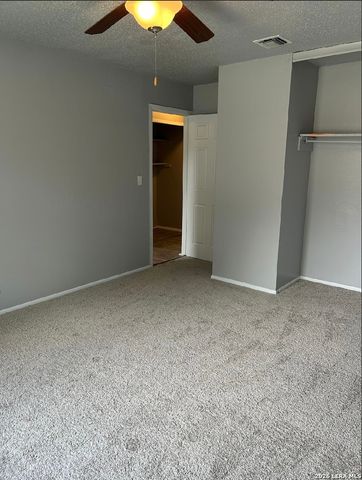 8017 Chipping, San Antonio, TX 78239