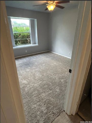8017 Chipping, San Antonio, TX 78239