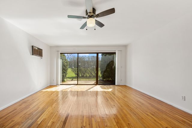 109 Florence Road A, Branford, CT 06405