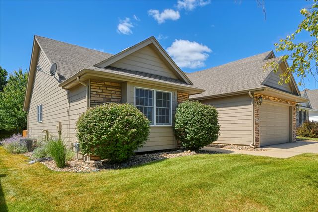 4016 127th Street, Urbandale, IA 50323