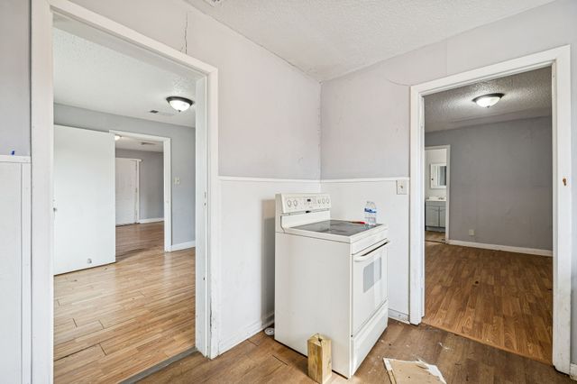 1224 Vine St, Clarksville, TN 37040