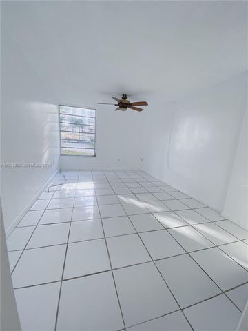 870 NW 87th Ave 110, Miami, FL 33172