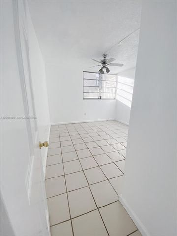 870 NW 87th Ave 110, Miami, FL 33172