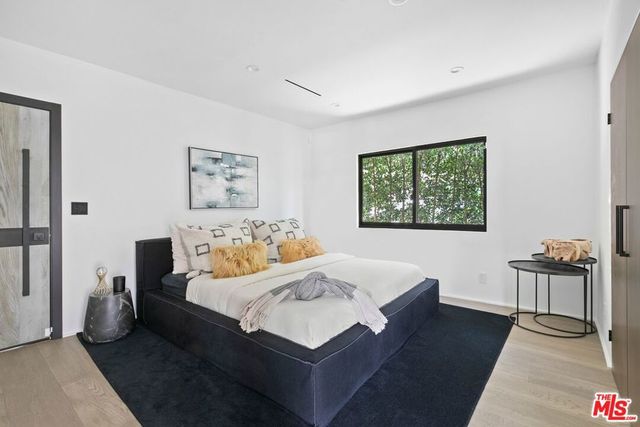 11010 Chalon Road, Los Angeles, CA 90077