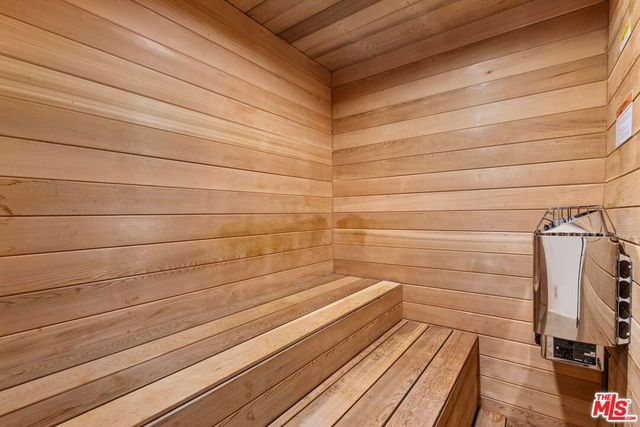 11010 Chalon Road, Los Angeles, CA 90077