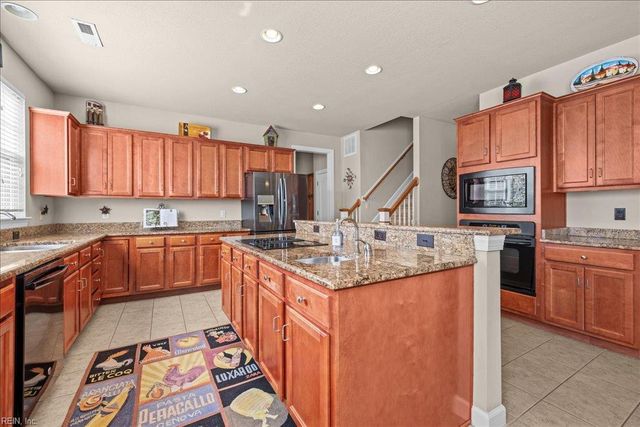 3909 Tartan TRL, Virginia Beach, VA 23456