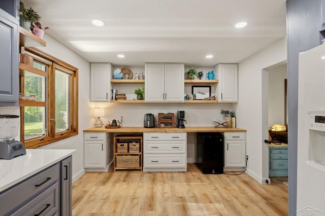 5154 Loganberry Drive, Saginaw Twp, MI 48603