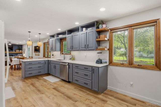 5154 Loganberry Drive, Saginaw Twp, MI 48603