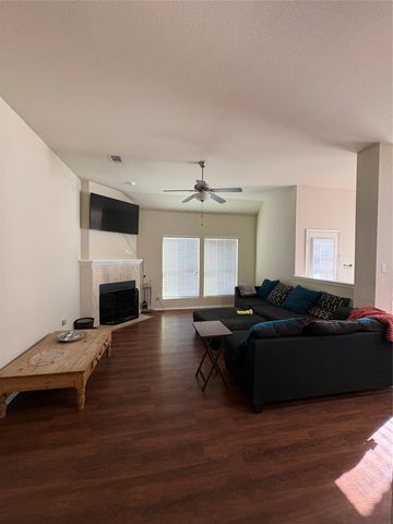 163 Milky Way, Bruceville, TX 76630