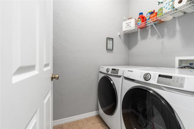 11931 NW 8TH ROAD, Gainesville, FL 32606