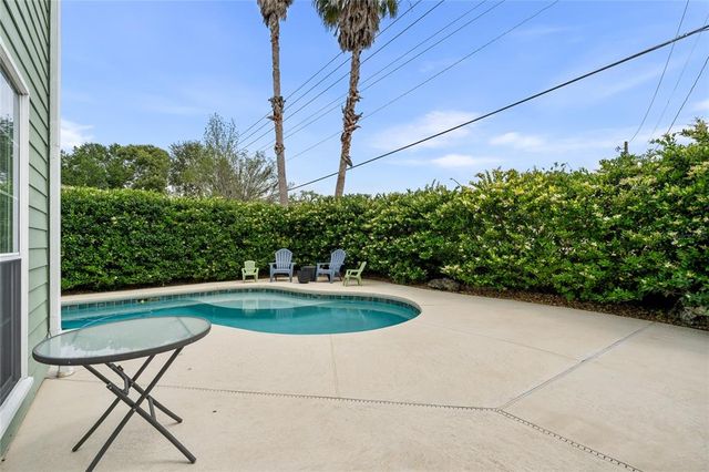 11931 NW 8TH ROAD, Gainesville, FL 32606