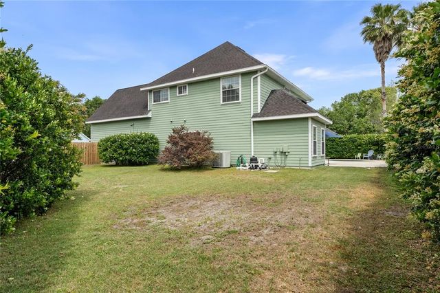 11931 NW 8TH ROAD, Gainesville, FL 32606