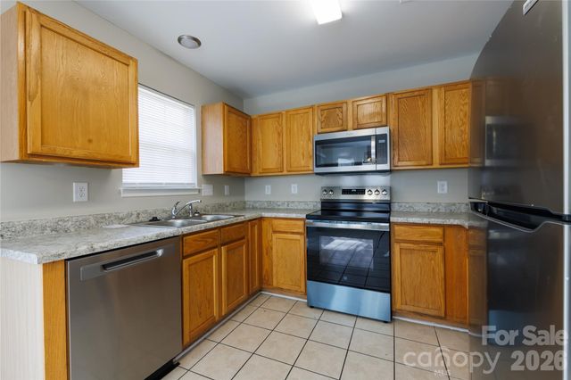 7111 RUMPLE Road, Charlotte, NC 28262