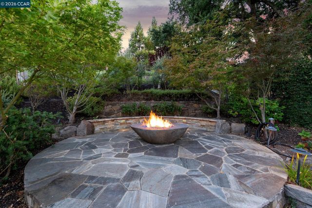 965 Elwyn Place, Danville, CA 94526