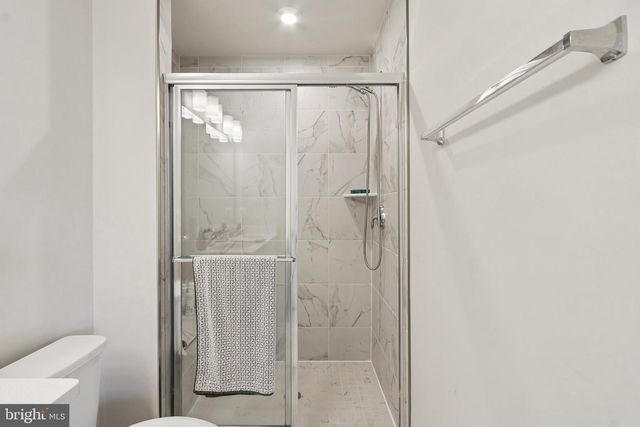 1733 AUTUMN MAPLE LEAF DR, Dumfries, VA 22026