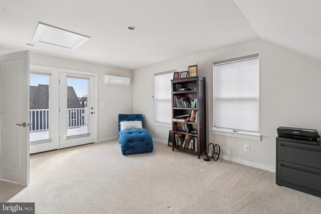 1733 AUTUMN MAPLE LEAF DR, Dumfries, VA 22026