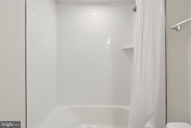 1733 AUTUMN MAPLE LEAF DR, Dumfries, VA 22026