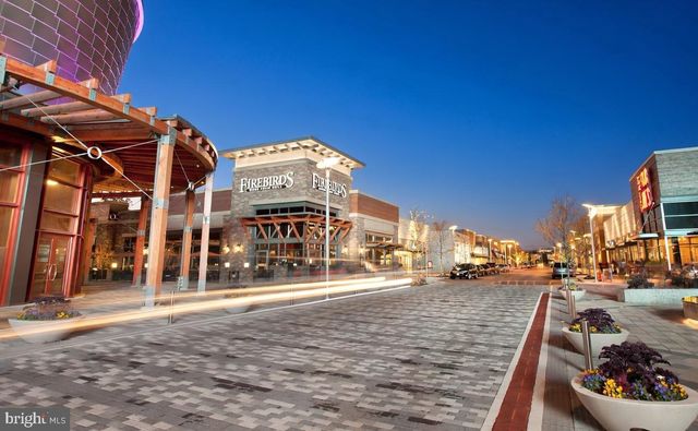 1733 AUTUMN MAPLE LEAF DR, Dumfries, VA 22026