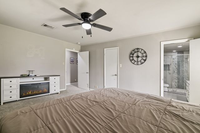 214 Center Street, Whitesboro, TX 76273