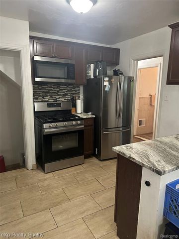 3865 Grayton Street, Detroit, MI 48224