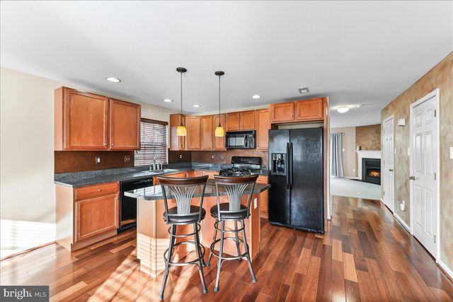 3 WHALENS CT, Drexel Hill, PA 19026