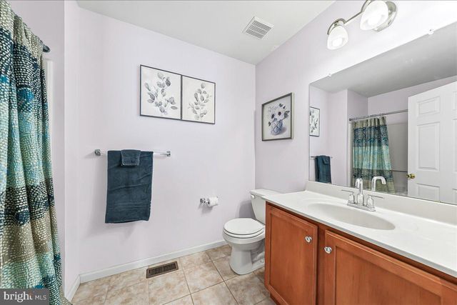 3 WHALENS CT, Drexel Hill, PA 19026