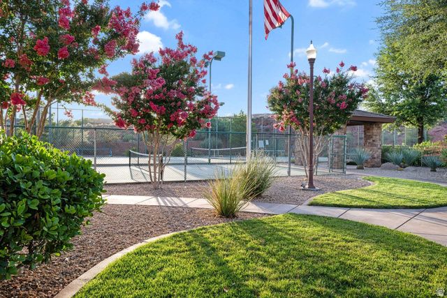 1757 N SUMMERHILL CIR, Washington, UT 84780