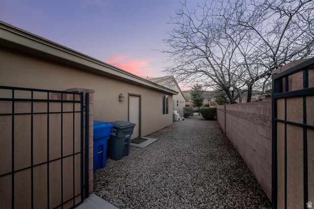 1757 N SUMMERHILL CIR, Washington, UT 84780