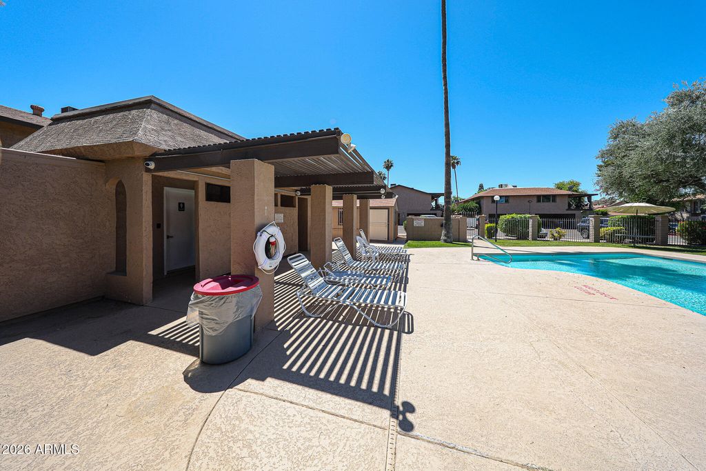 Image 19 of property listing at 1217 N GRANITE REEF Road, Scottsdale, AZ 85257