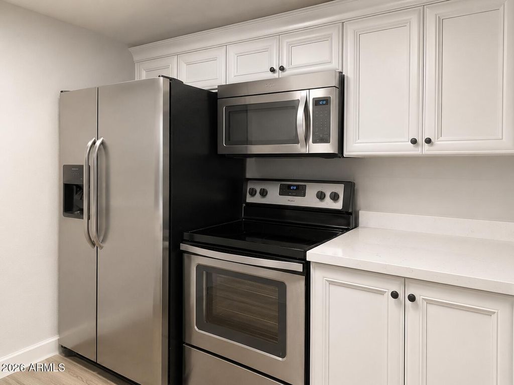 Image 5 of property listing at 1217 N GRANITE REEF Road, Scottsdale, AZ 85257