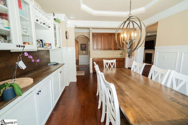 400 Bridge Crossing Drive, Simpsonville, SC 29681