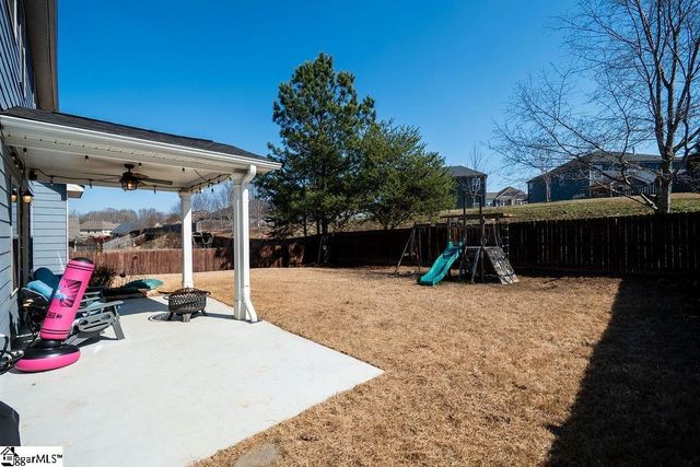 400 Bridge Crossing Drive, Simpsonville, SC 29681