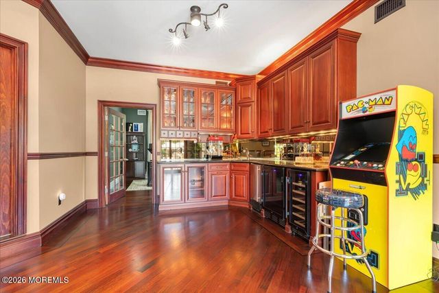 78 Crawfords Corner Road, Holmdel, NJ 07733
