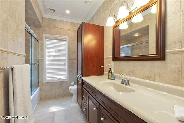 78 Crawfords Corner Road, Holmdel, NJ 07733