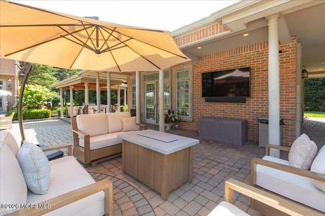 78 Crawfords Corner Road, Holmdel, NJ 07733