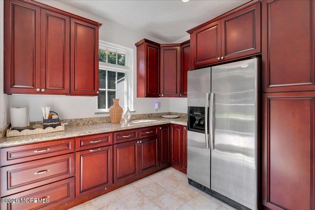 78 Crawfords Corner Road, Holmdel, NJ 07733