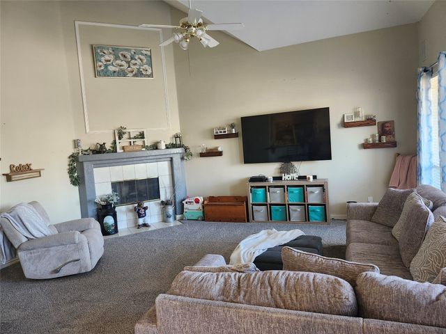 923 Granview Drive, Lewisville, TX 75067