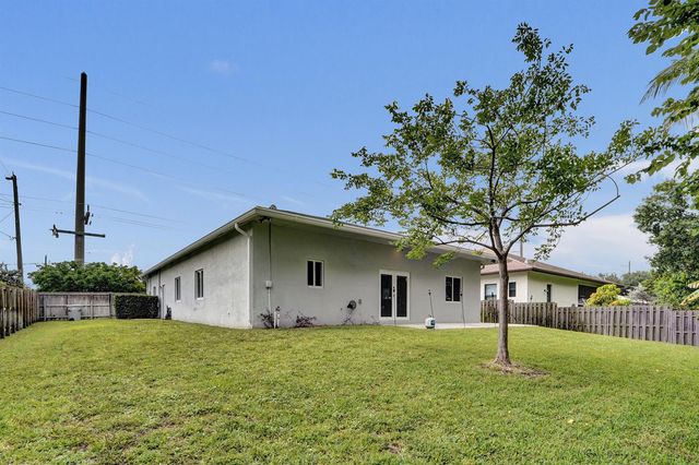 434 NW 21st Avenue, Pompano Beach, FL 33069