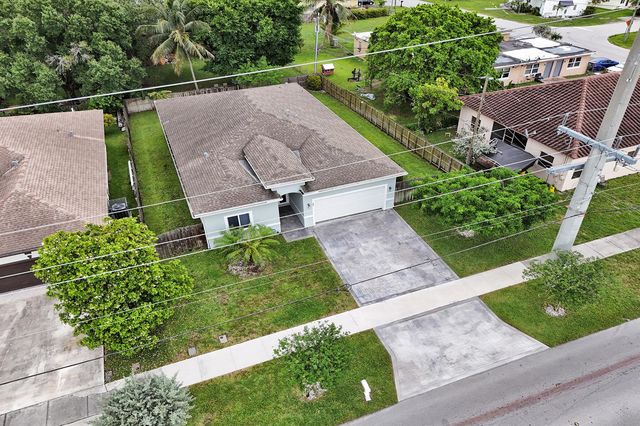 434 NW 21st Avenue, Pompano Beach, FL 33069