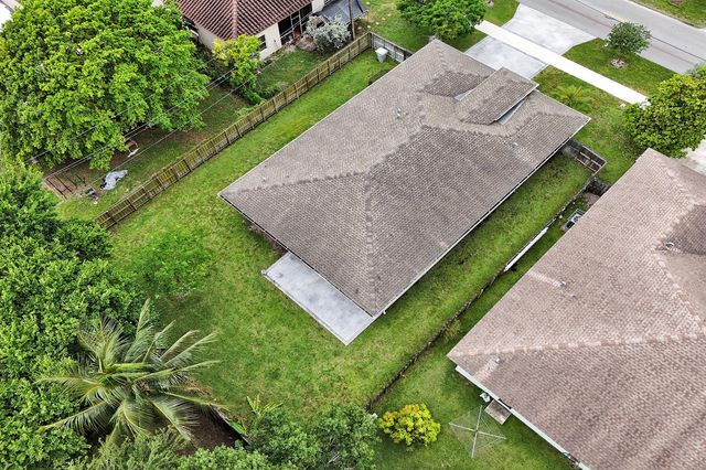 434 NW 21st Avenue, Pompano Beach, FL 33069