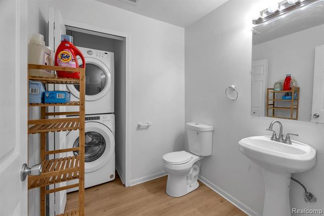 4236 Schaefer Road, Dearborn, MI 48126