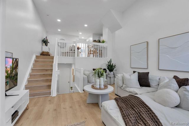 4236 Schaefer Road, Dearborn, MI 48126